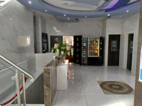 Гостиница Torbay Court Hotel  Рэйнгтон